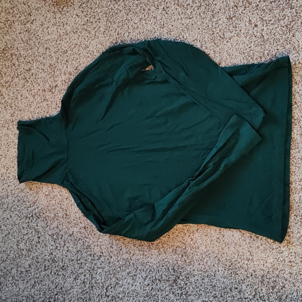 NWOT green J Crew tissue turtleneck
